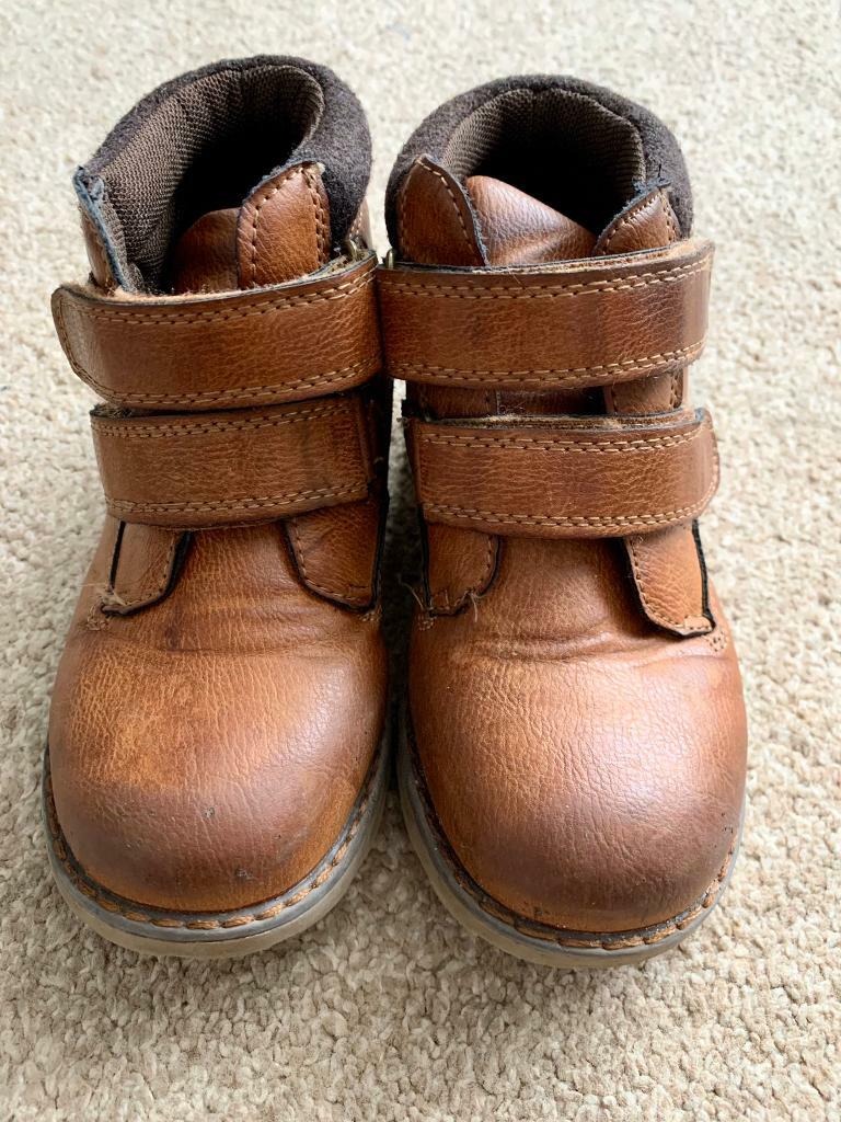 dr martens boots debenhams